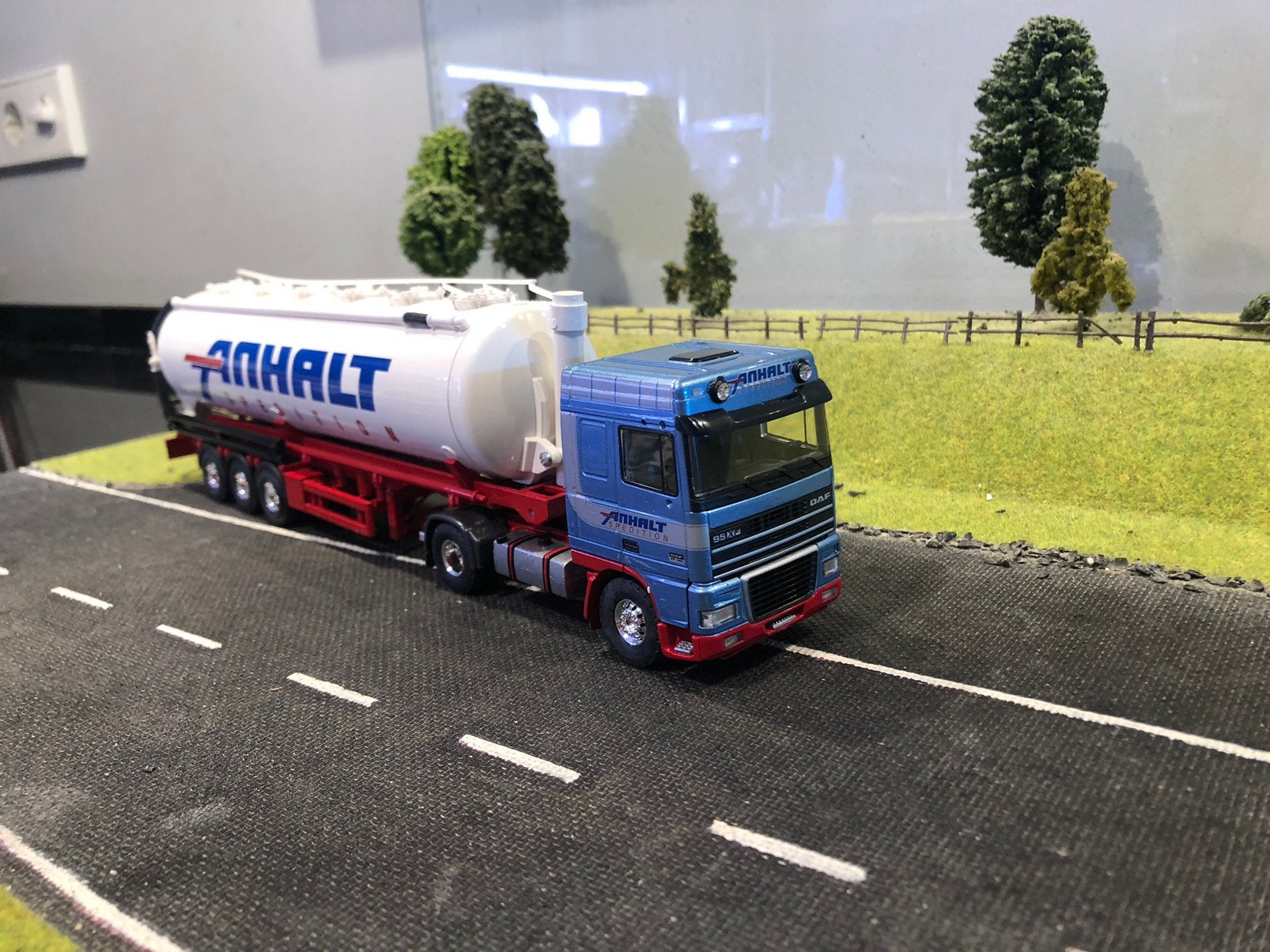 Daf XF met bulkoplegger van Anhalt, Ophalen of Verzenden, Zo goed als nieuw, Bus of Vrachtwagen, Tekno