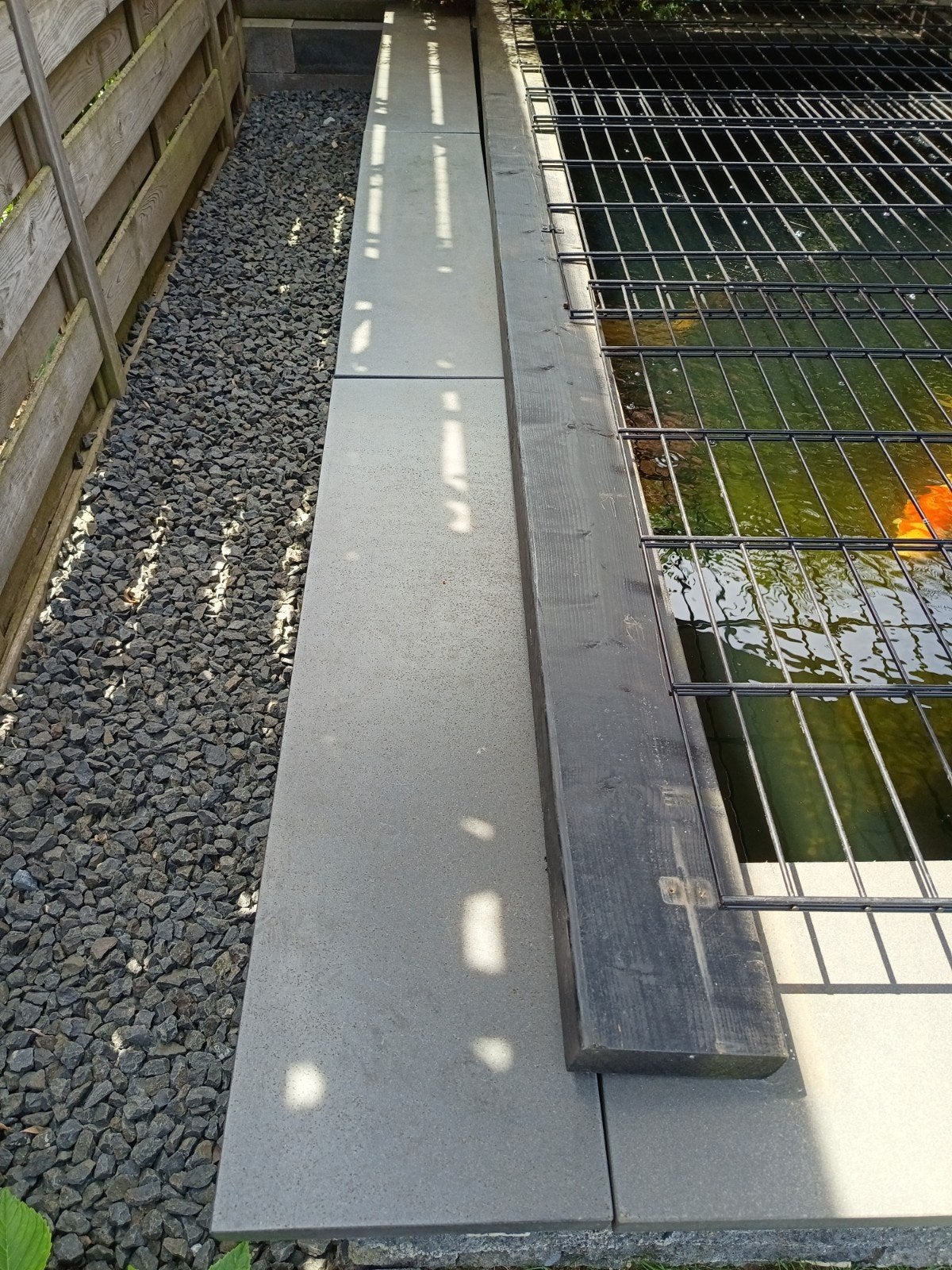 Vijverrand natuursteen 25 cm breed, totaal 11 meter, Tuin en Terras, Ophalen