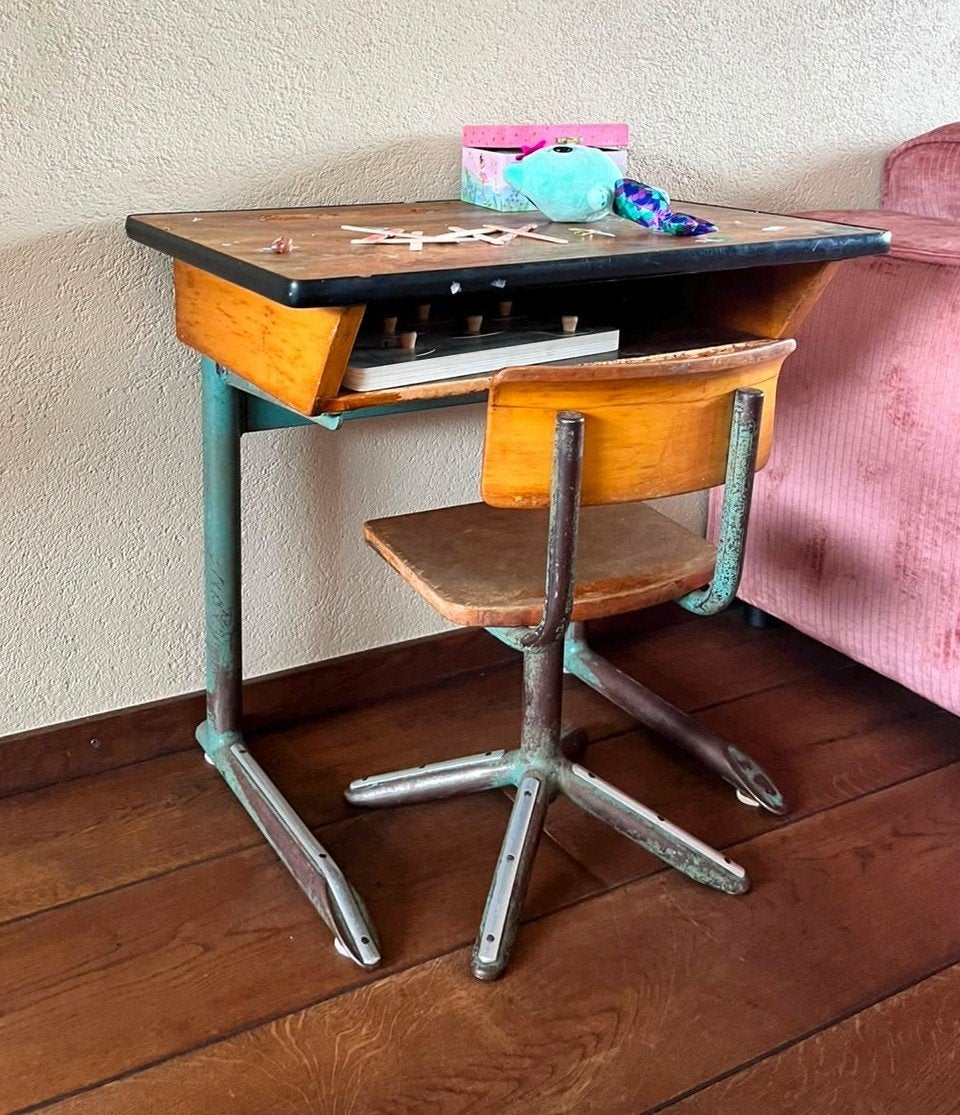 ontzettend leuk antiek kinder school bureautje vintage, Kinderen en Baby's, Ophalen, Gebruikt