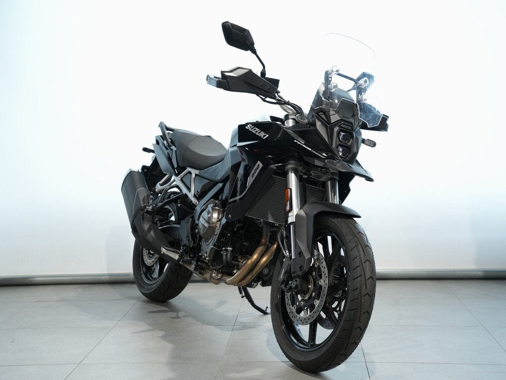 Suzuki V-STROM 800 (bj 2025), Lange Dreef 12
4131 NH  VIANEN UT, NL, Bedrijf, Meer dan 35 kW, Toermotor
