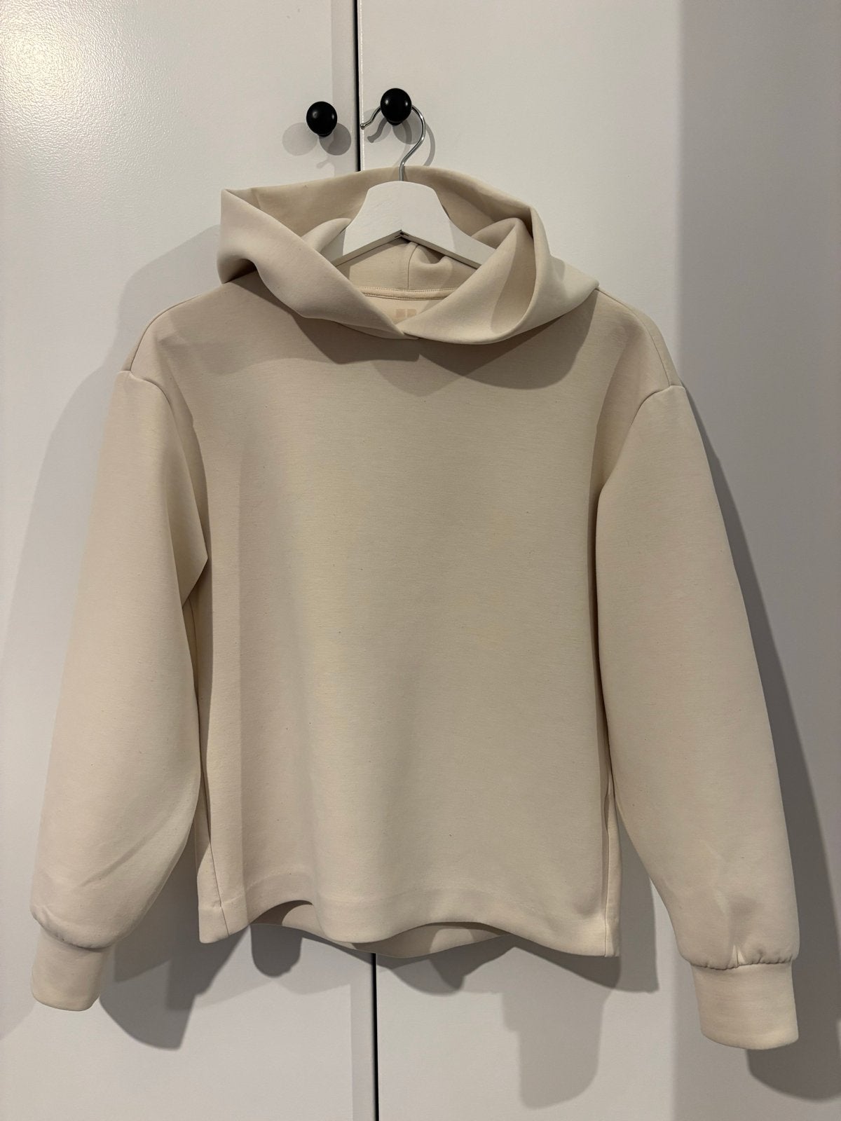 Uniqlo hoodie crème XS, Ophalen of Verzenden, Gedragen, Maat 34 (XS) of kleiner, Beige