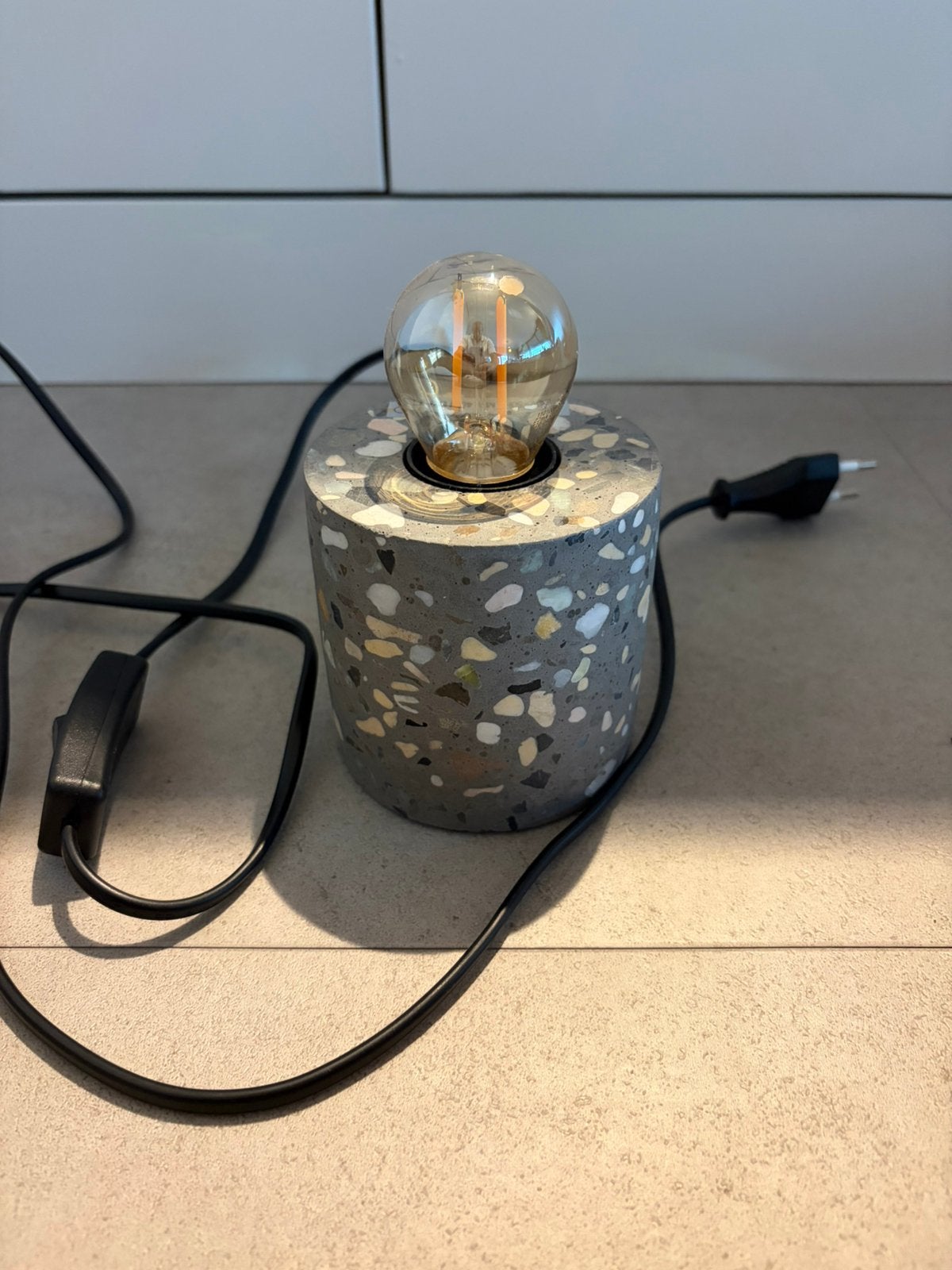Tafellamp te koop, Grijs, Ophalen, Zo goed als nieuw, E27 (groot)