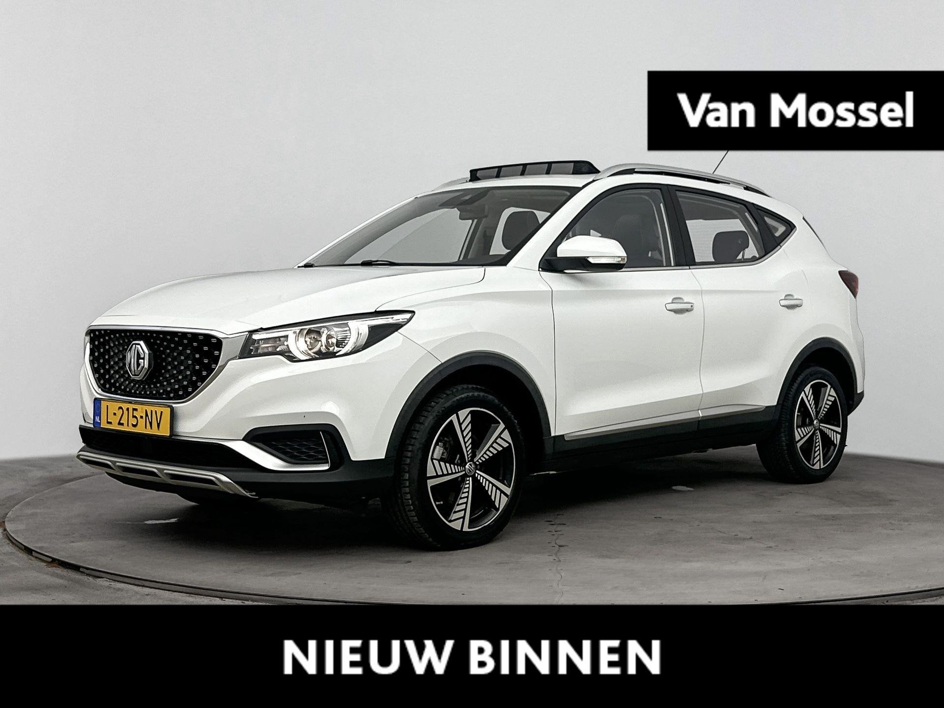 MG ZS EV Luxury 45 kWh Ledere bekleding | Navigatie Panorama, Auto's, 45 kWh, Gebruikt, 143 pk, Verwarmde buitenspiegels