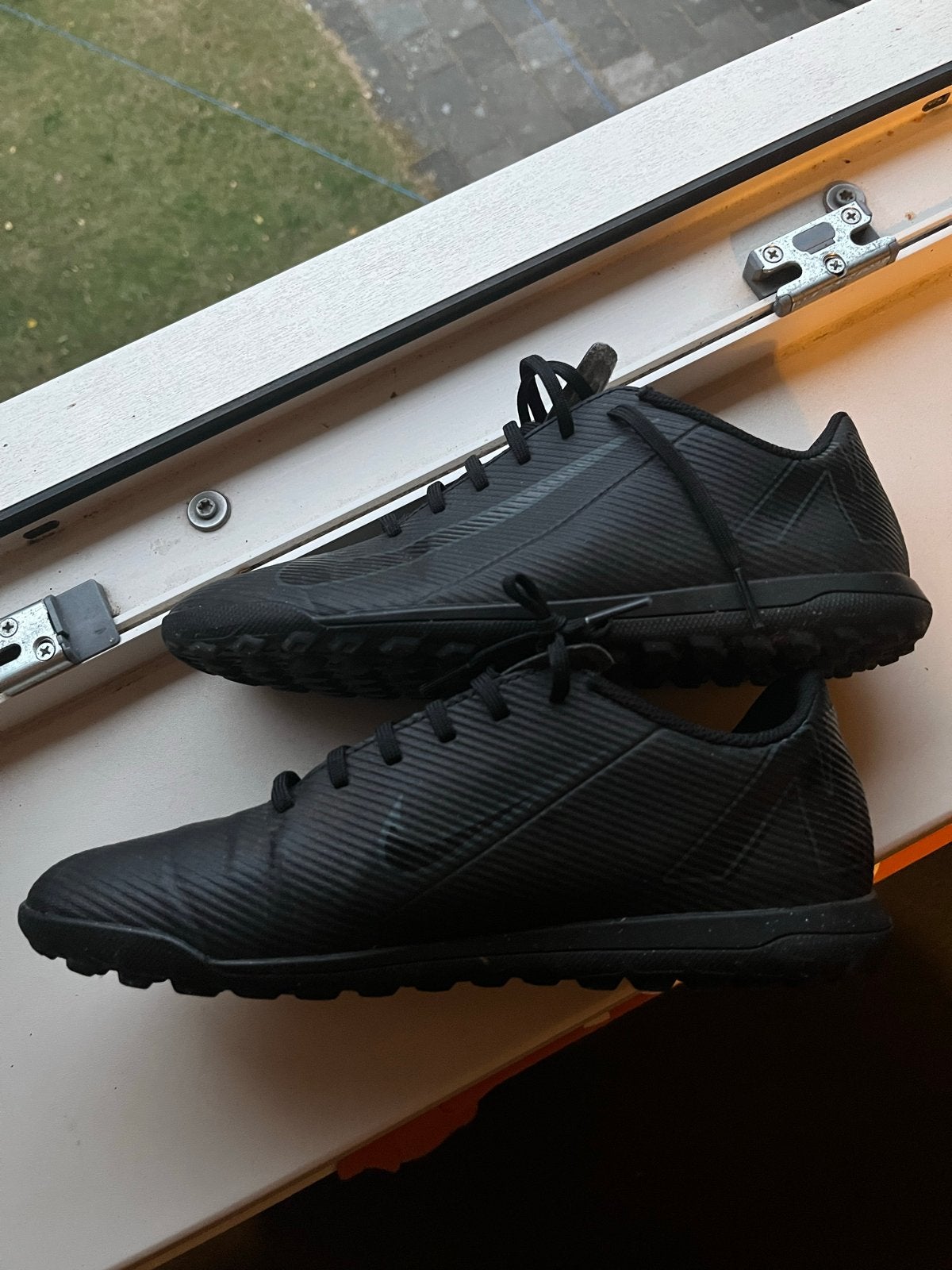 Nike voetbalschoenen maat 41, Ophalen, Zo goed als nieuw, Schoenen