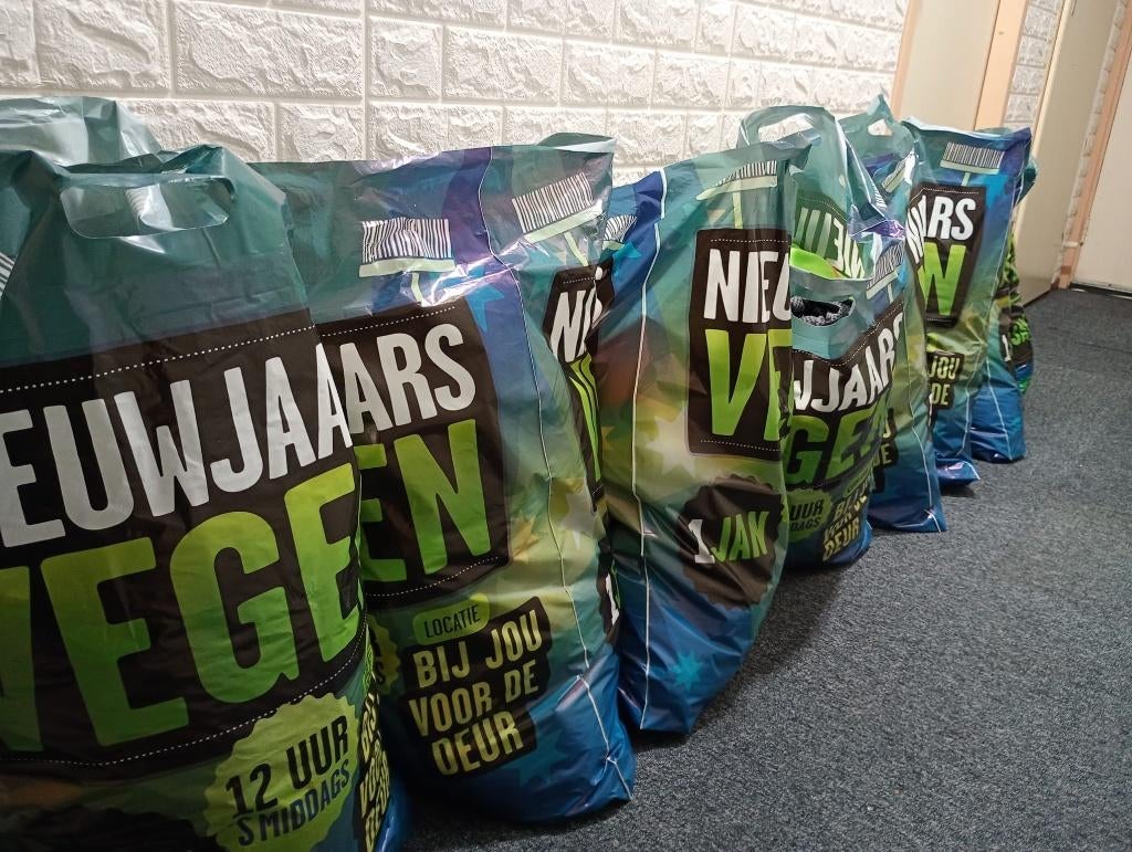 8 zakken zgan 2e hands kleding, Kleding | Dames, Ophalen, Zo goed als nieuw