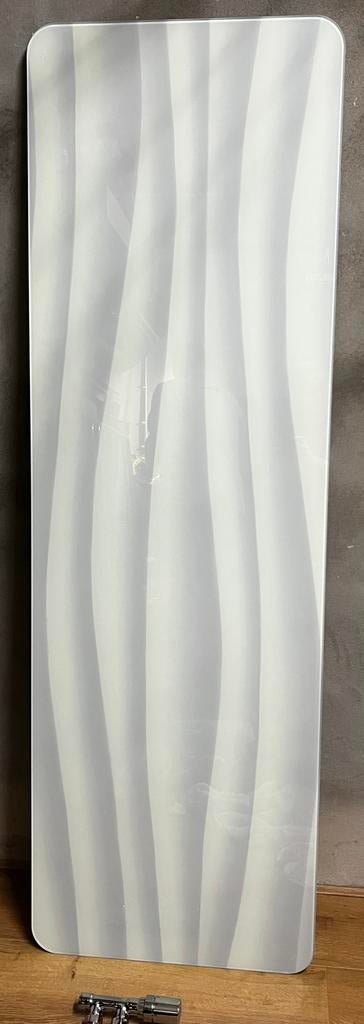 Glazen disign radiator NIEUW, Doe-het-zelf en Verbouw, Verwarming en Radiatoren, Ophalen, 30 tot 80 cm, Radiator, Nieuw