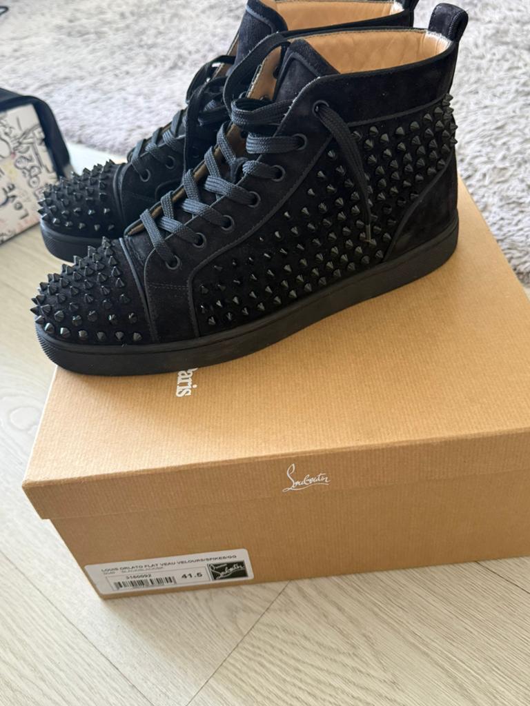 Orginele louboutin schoenen, Ophalen of Verzenden, Zo goed als nieuw, Zwart