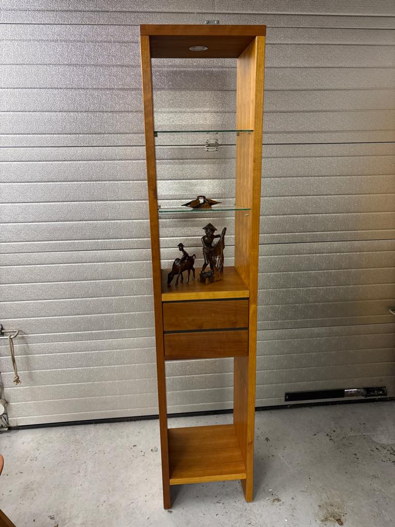 Hans daalder kersen Houten vitrinekast met lades, Ophalen, Minder dan 50 cm, Zo goed als nieuw, Met lade(s)