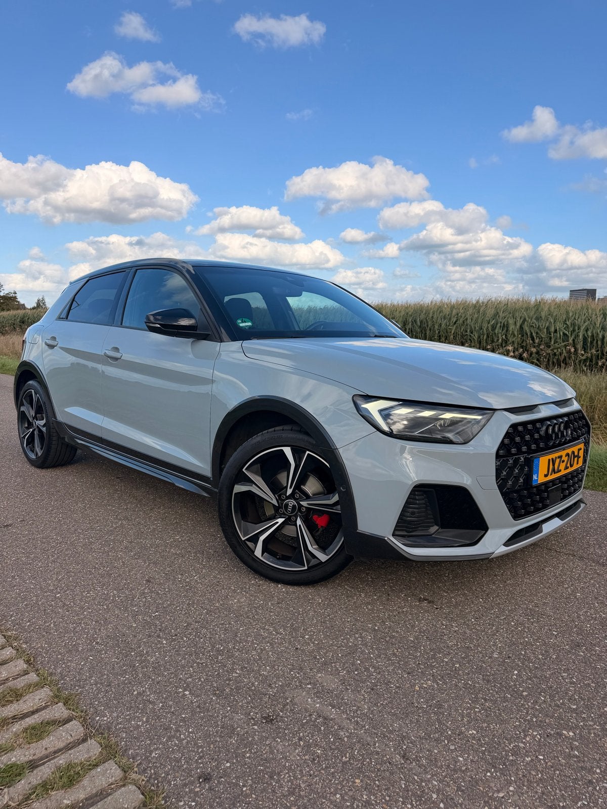 Audi A1 Citycarver 35TFSI S line Automaat | Nardo Grey | B&O, Auto's, Audi, Automaat, A1, Zwart, Overige kleuren