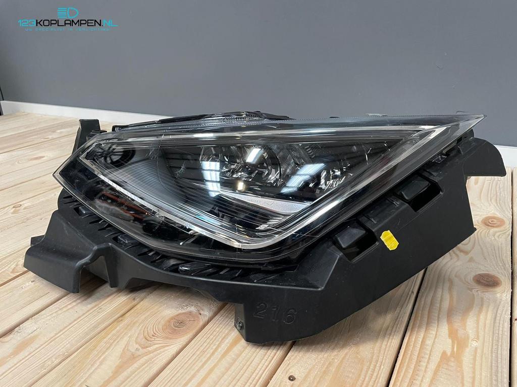 Seat Ibiza 5F Arona 5F9 Full LED koplamp links, Ophalen, Gebruikt, -, -