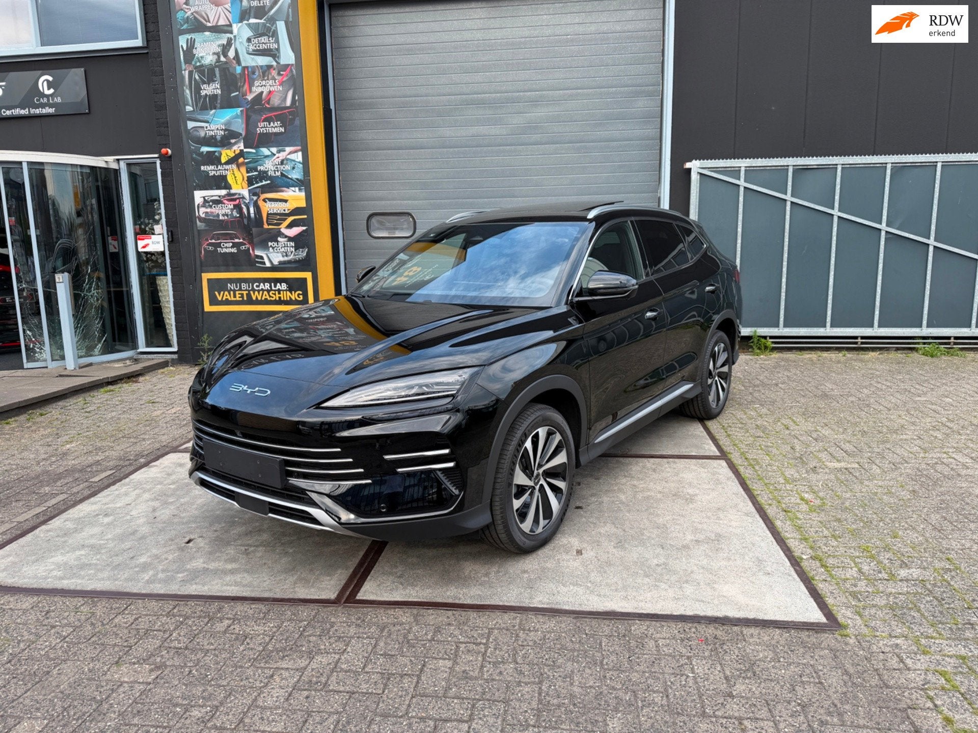 BYD SEAL U 1.5 DM-i FWD Boost | 360 | Pano | Leder | CarPlay, Seal U, 1498 cc, Zwart, 4 cilinders