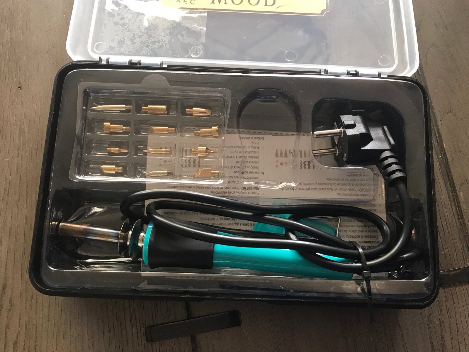 Houtbrander set met 9 tips, 3 stempels en sjabloon, Overige thema's, Gereedschap of Toebehoren, Meerkleurig, Zo goed als nieuw
