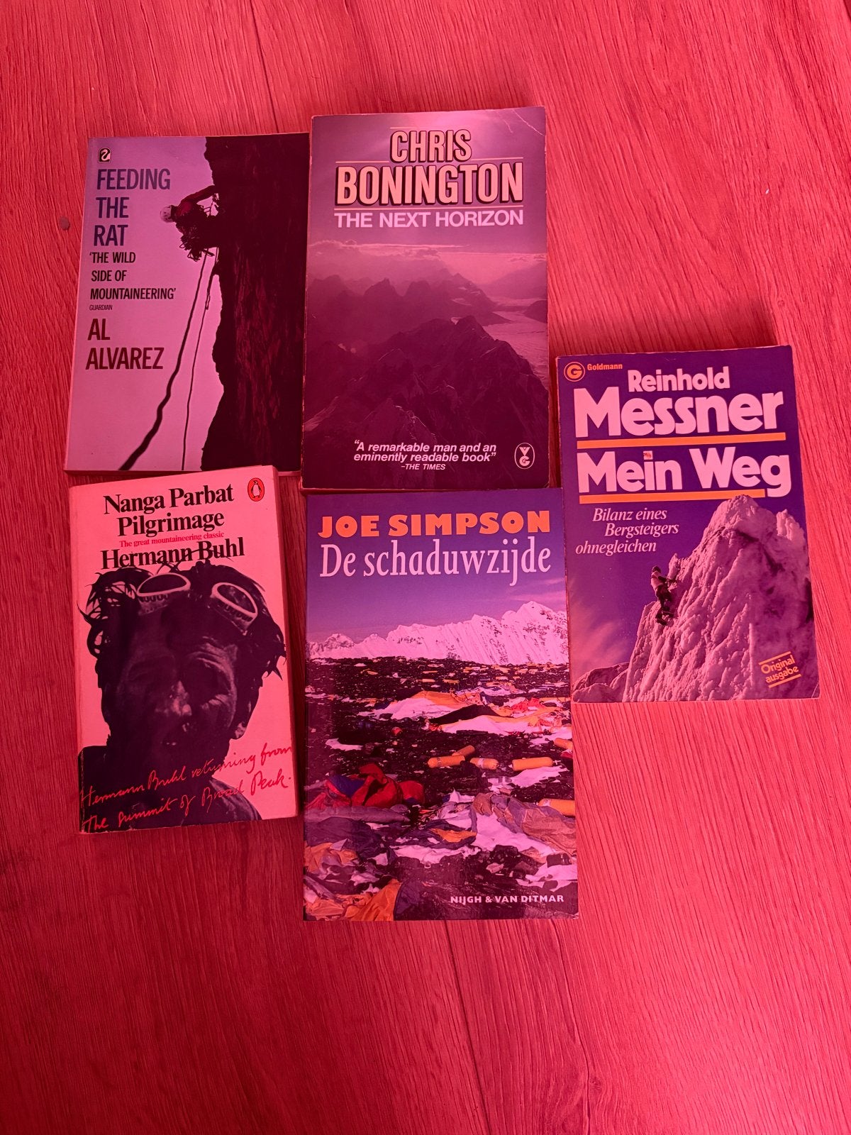 Set van 5 Bergbeklimmersboeken - Avontuurlijke Verhalen, Ophalen of Verzenden, Gelezen
