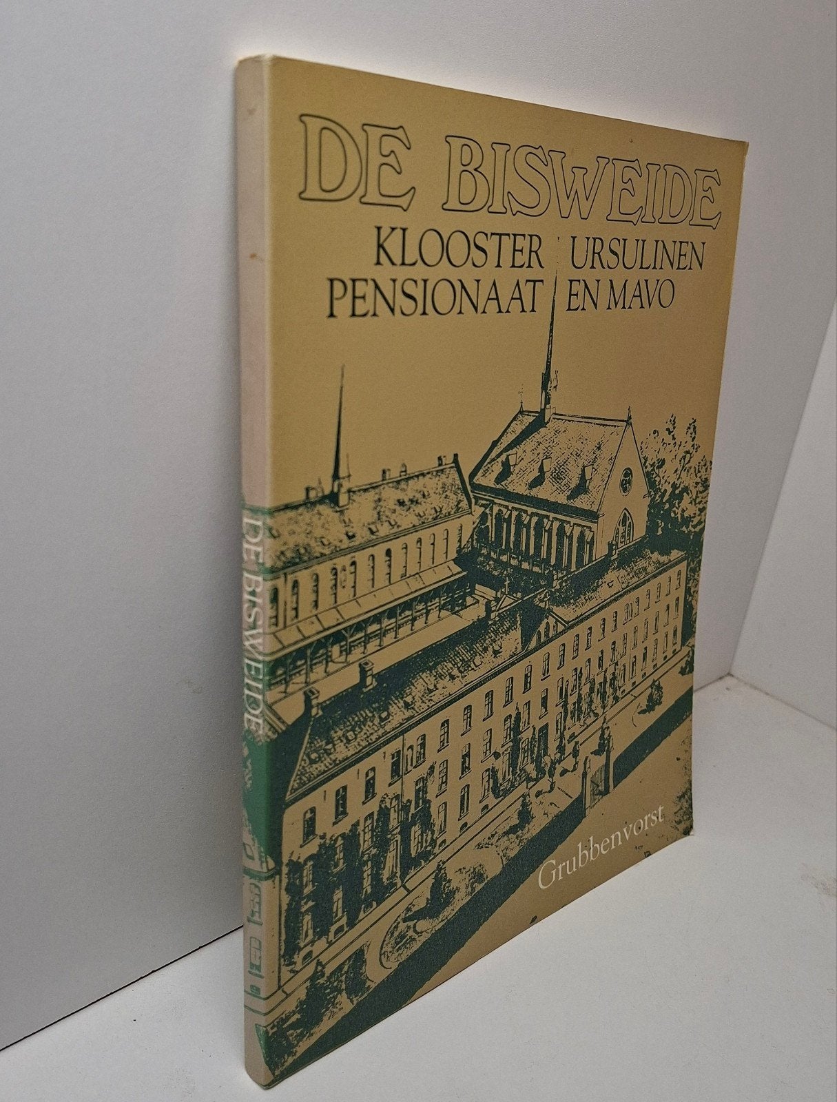 Grubbenvorst" De Bisweide", Ophalen of Verzenden, Gelezen