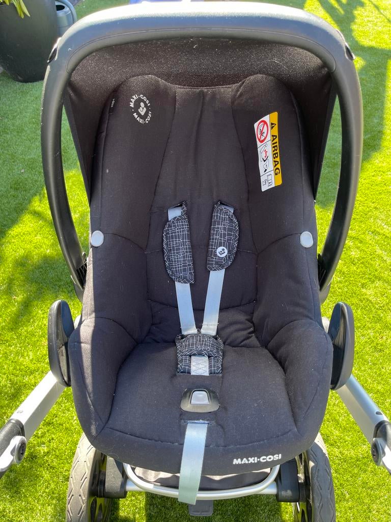 Maxi-Cosi autostoel met Joolz kinderwagen onderstel, Kinderen en Baby's, Autostoeltjes, Ophalen, Zijbescherming, 0 t/m 13 kg, Maxi-Cosi