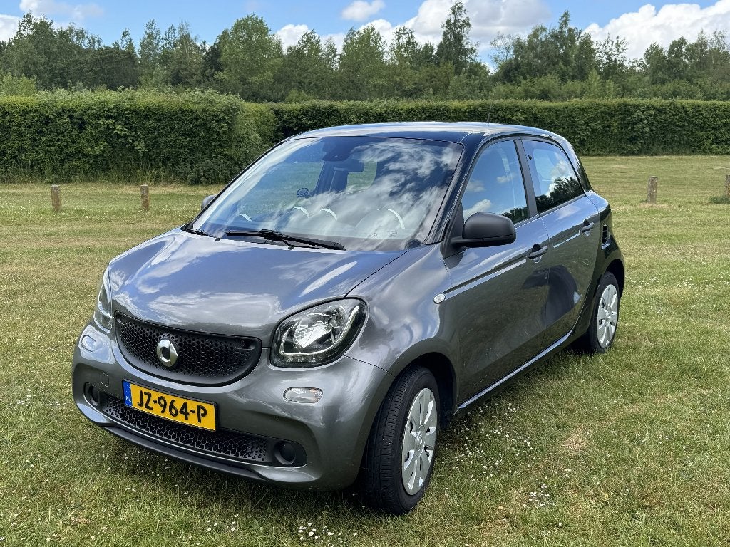 Smart ForFour 1.0 52KW 2016 Grijs/zwart, Airco & cruise, Auto's, Origineel Nederlands, 24 km/l, Handgeschakeld, Particulier