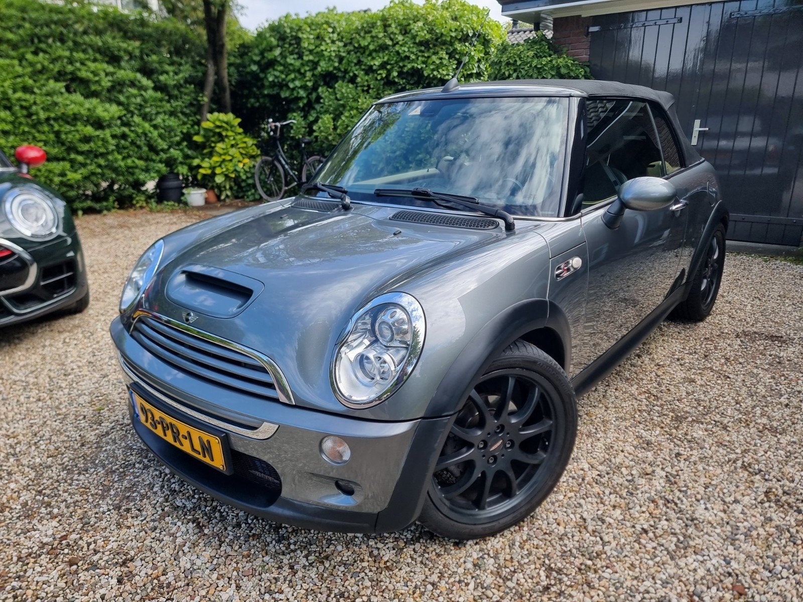 Mini Cooper S JCW Cabrio R52, Origineel NL, JCW Dealerkit, Auto's, Voorwielaandrijving, 4 cilinders, Cabriolet, 4 stoelen