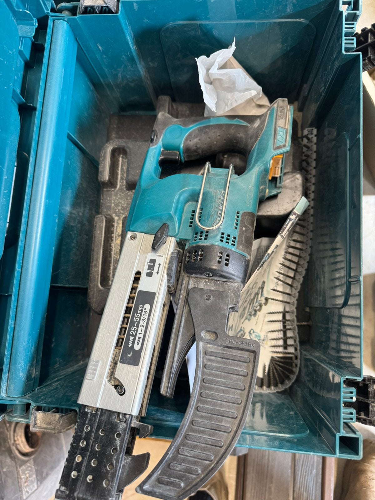 Makita bandschroefmachine, Ophalen, Gebruikt, 1200 watt of meer, Overige typen