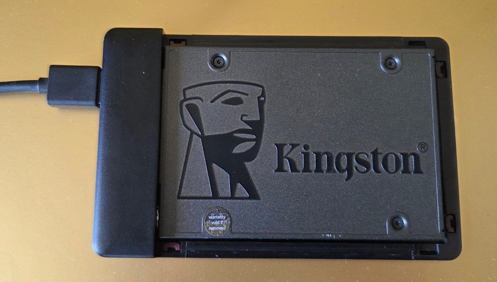 Kingston 240GB SSD (intern of extern) met externe behuizing, Computers en Software, Harde schijven, Intern, Gebruikt, Kingston