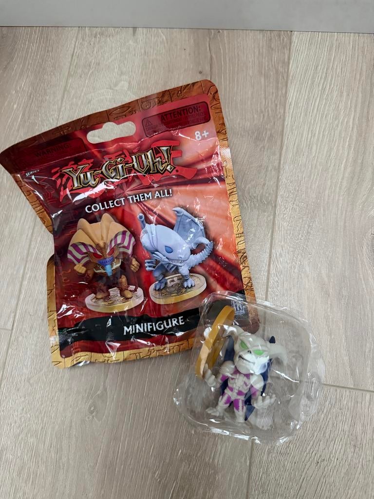 Yu-Gi-Oh! Blind Bag Minifigures SUMMONED SKULL 2.5" Figure, Ophalen, Nieuw