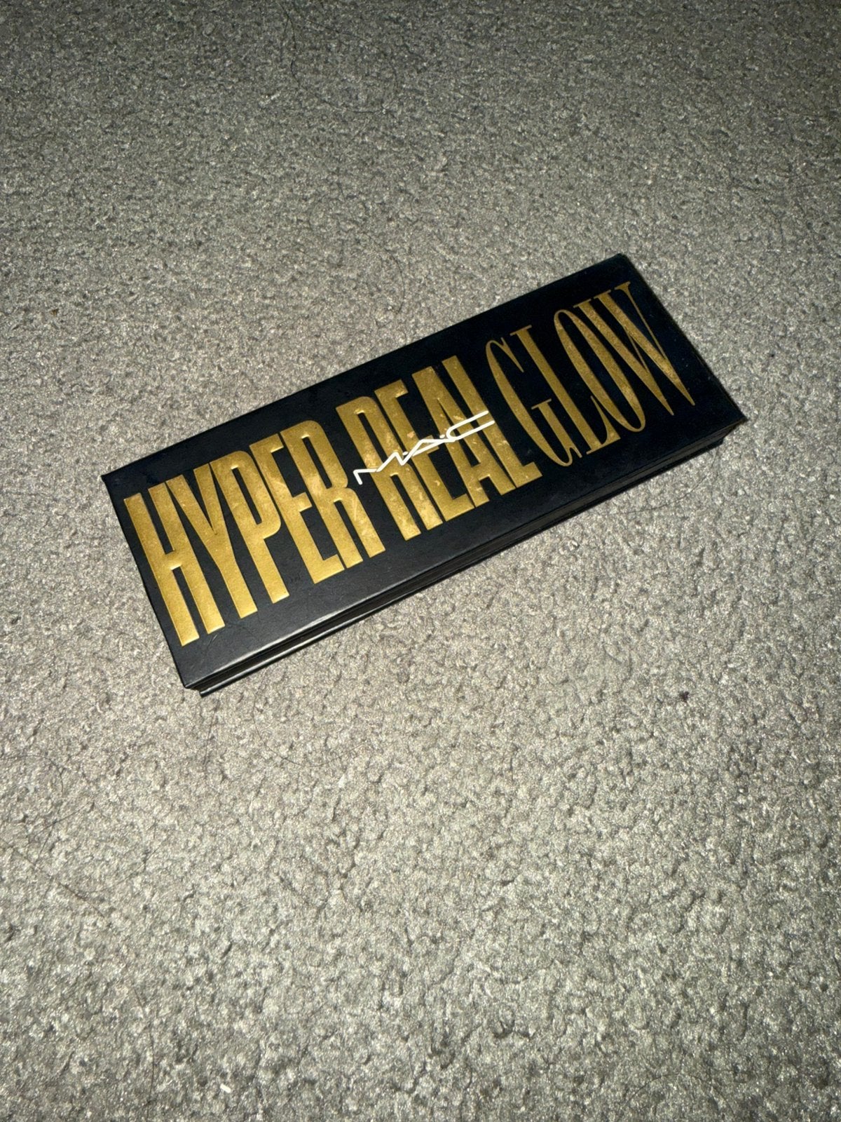 Hyper real glow MAC highlighter palette Get it glowin, Wangen, Overige kleuren, Ophalen of Verzenden, Zo goed als nieuw