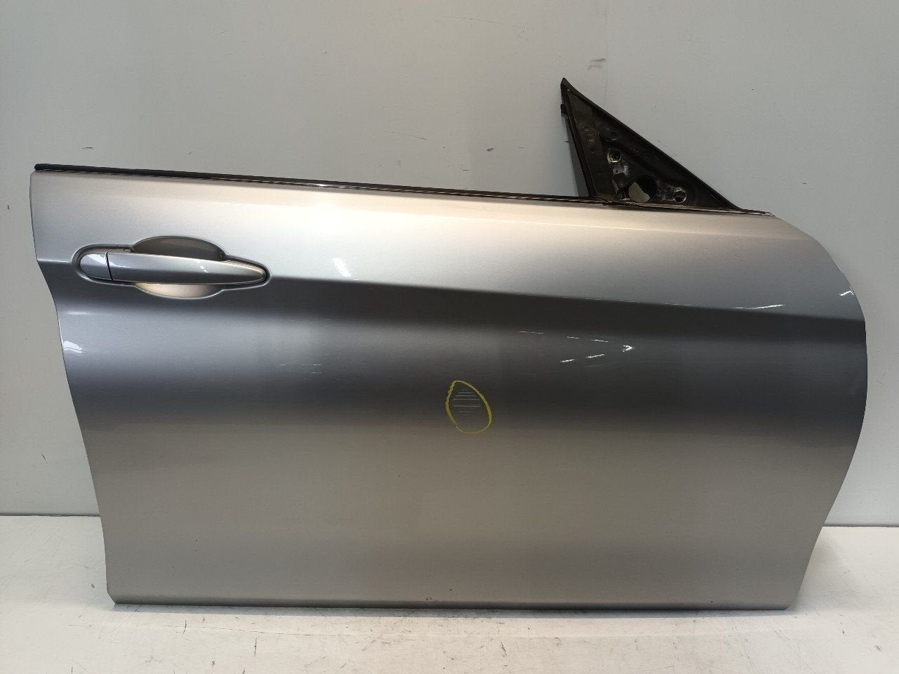 Portier rechts voor BMW 4 serie, Onderdelen@venauto.nl, Van der Ven Autorecycling B.V., Gebruikt, Ettenseweg 76, 4706 PB Roosendaal, The Netherlands