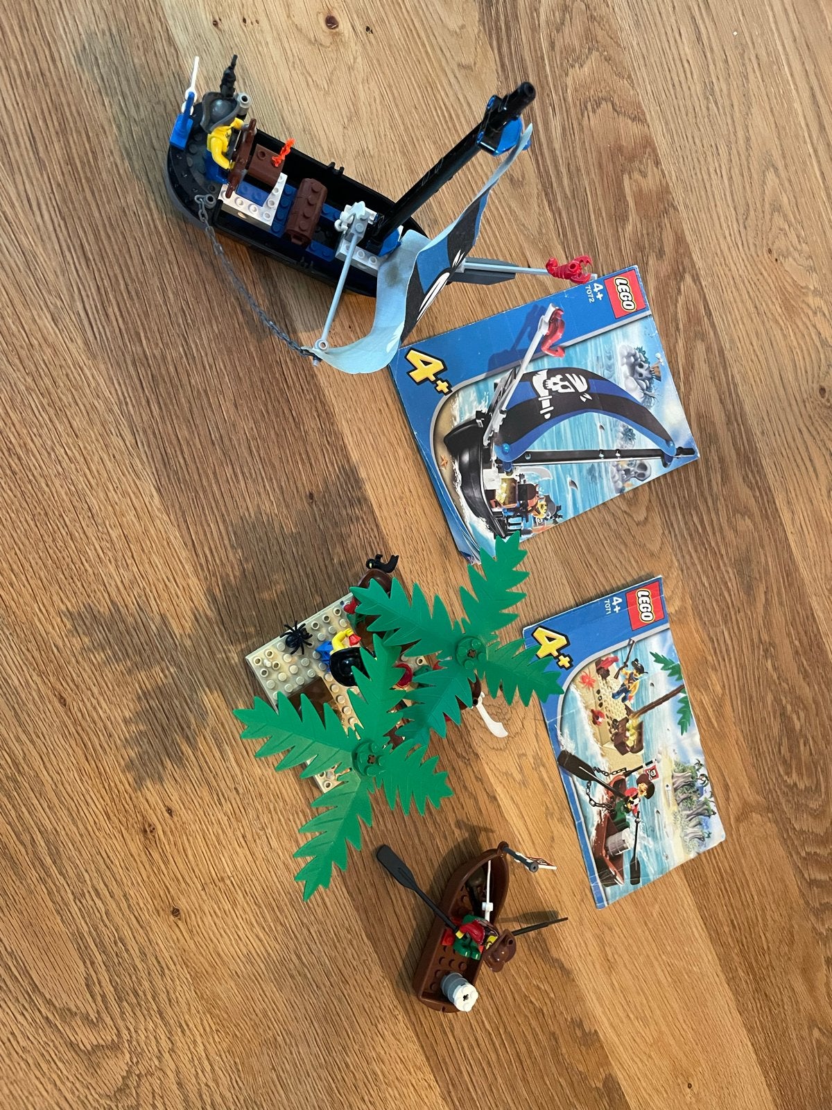 LEGO Pirates Schip met Eiland en Roeiboot (4+), Gebruikt, Lego, Compleet, Complete set