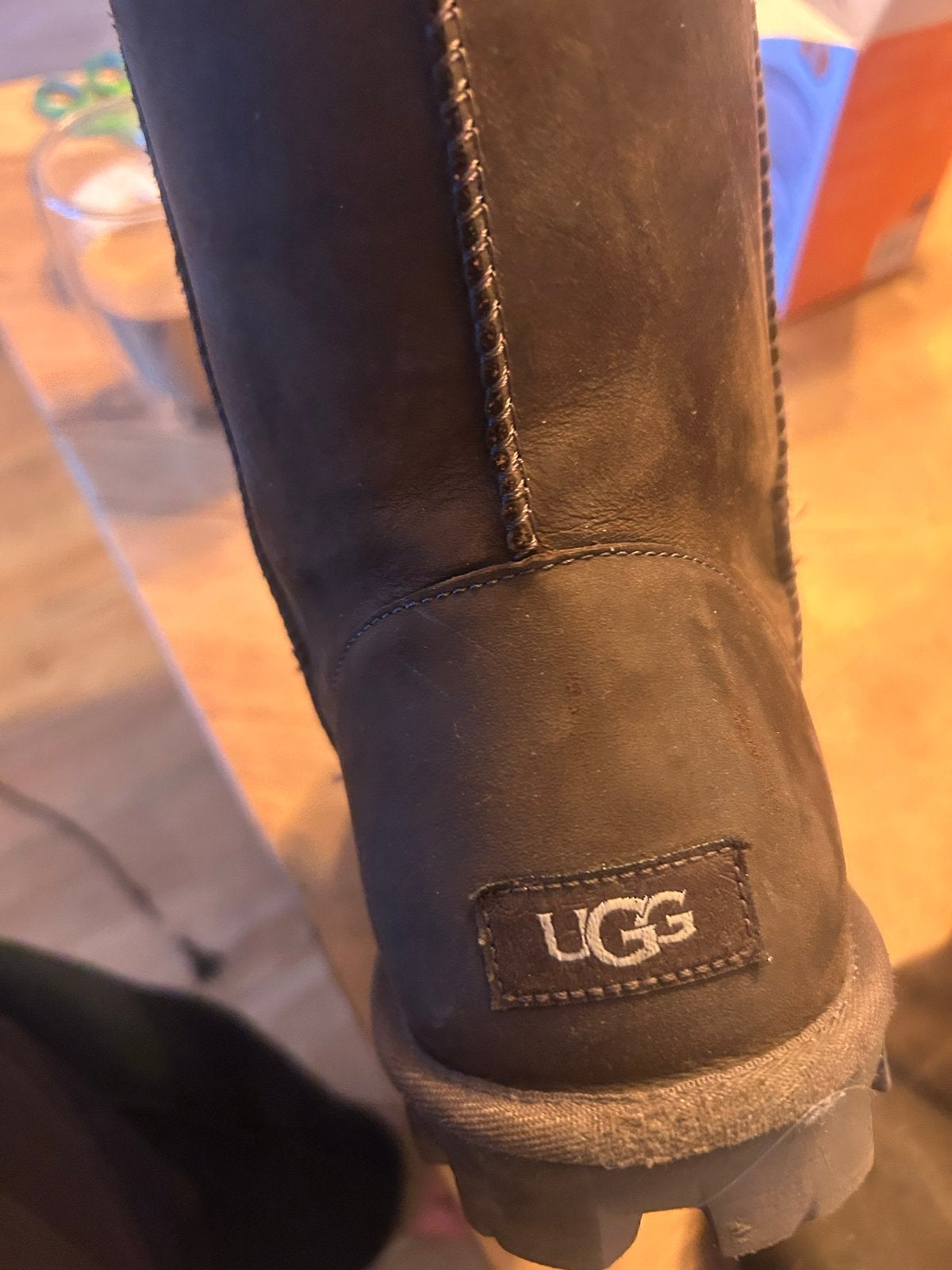 Donkerbruine UGG's maat 42, Kleding | Dames, Ophalen of Verzenden, Gedragen, Bruin, Lage of Enkellaarzen