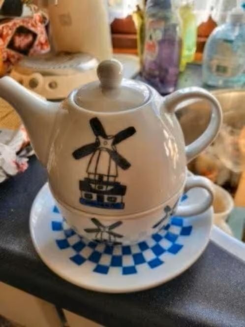 Tea for one set, Nieuw, Ophalen of Verzenden, Overige stijlen, Kop(pen) en/of Schotel(s)