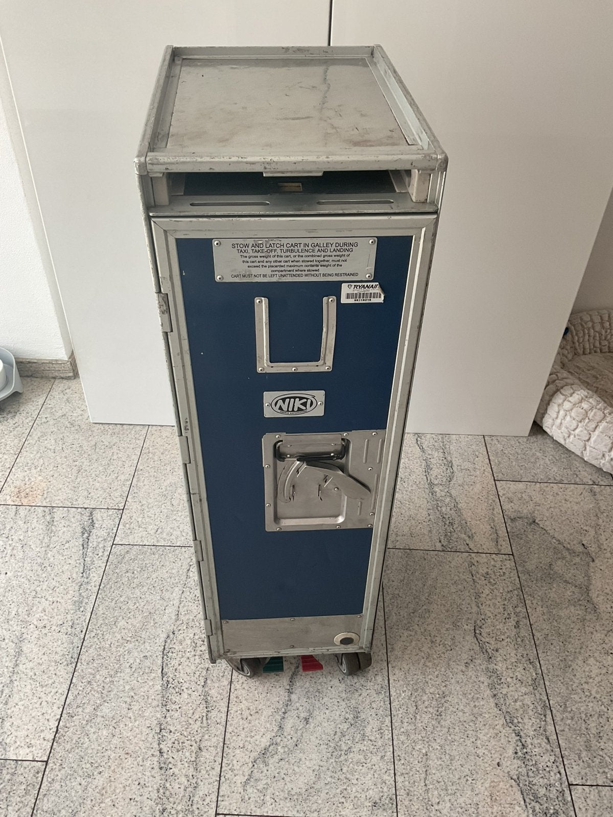 Ryan air catering vliegtuig diner trolley origineel, Ophalen, Zo goed als nieuw, Overige instrumenten