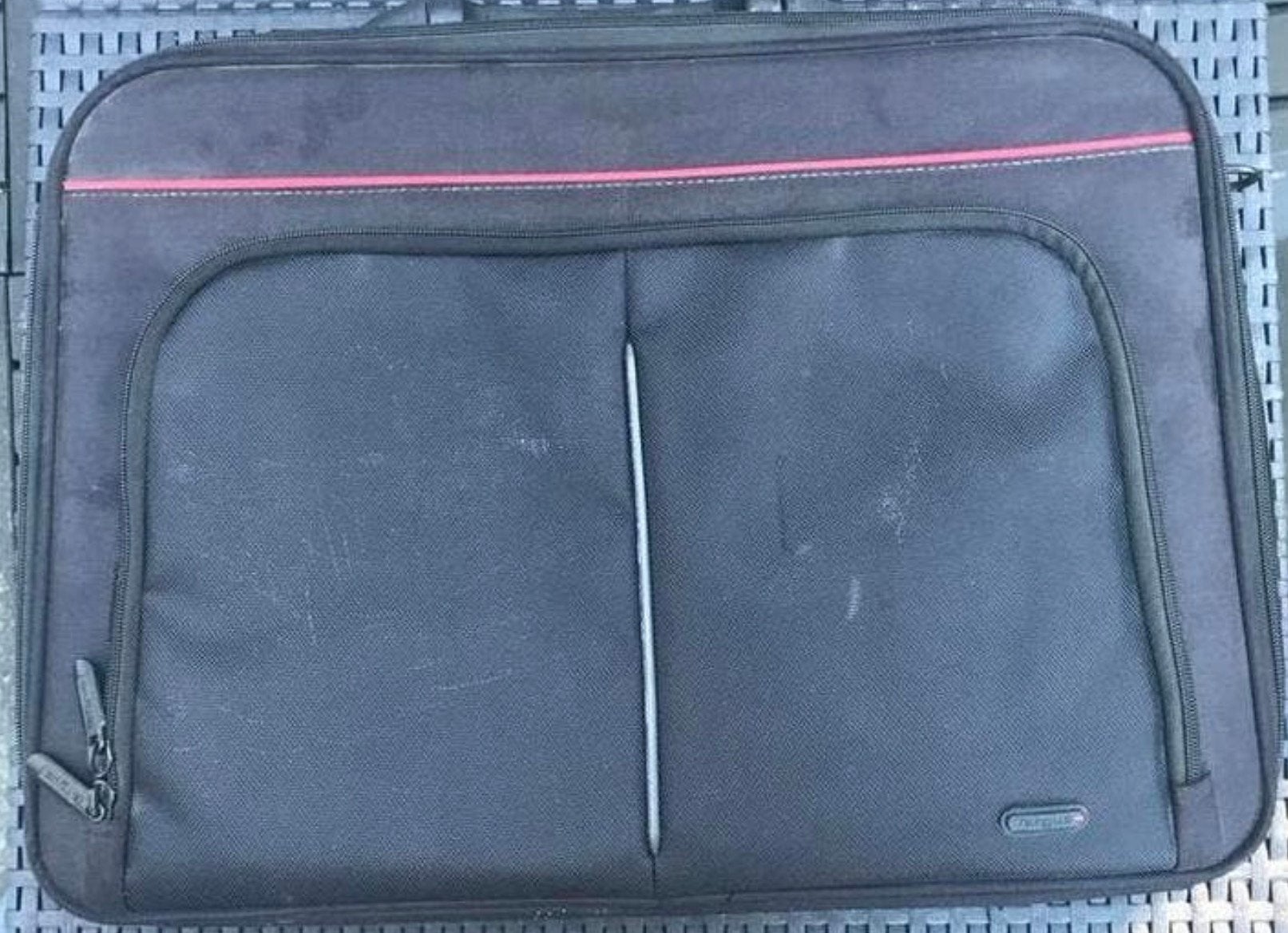 Targus laptoptas 18 inch, Computers en Software, Laptoptassen, Meerdere vakken, Gebruikt, Overige typen, Ophalen of Verzenden