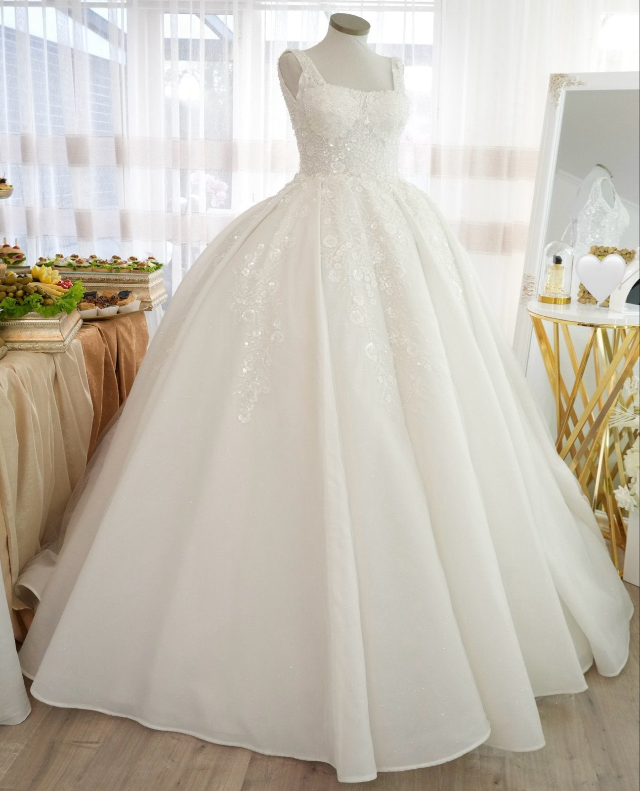 Prachtige Mia Sposa Bruidsjurk met Verstelbaar Corset, Ophalen, Zo goed als nieuw, Wit, Trouwjurk