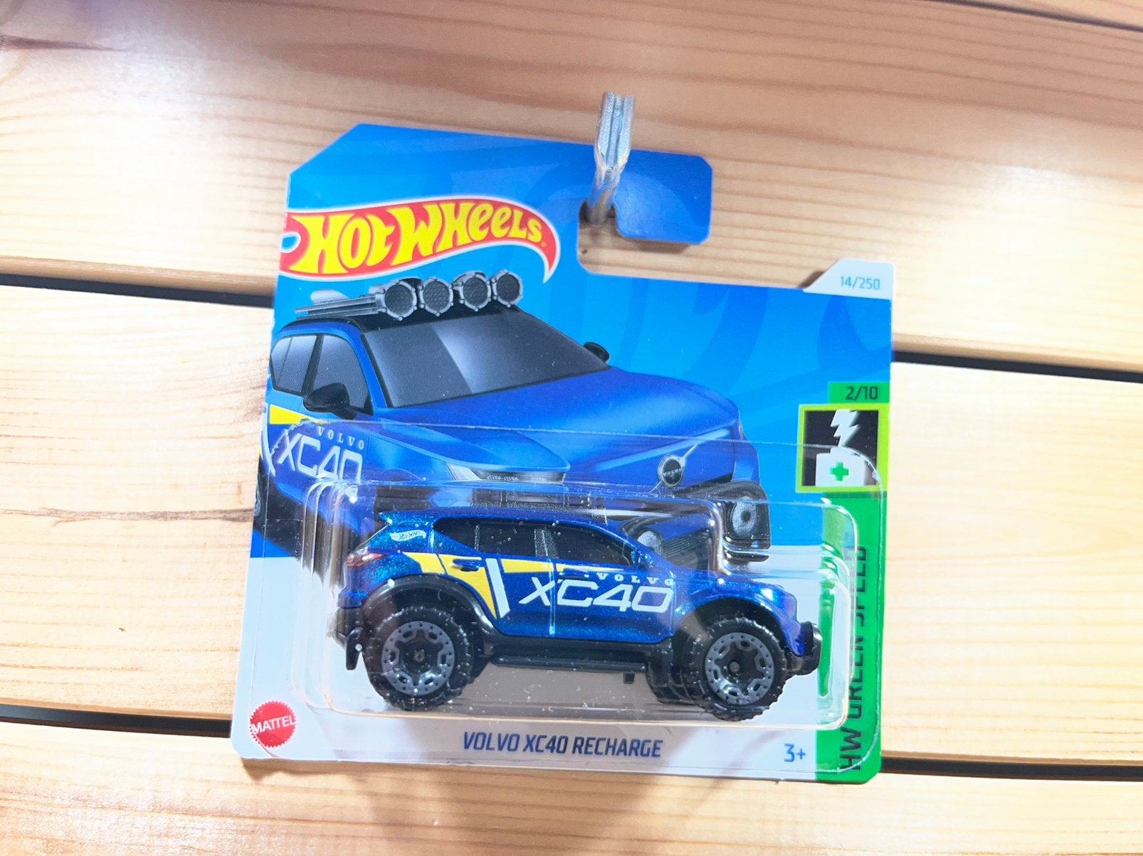 Volvo XC40 Recharge hotwheels, Hobby en Vrije tijd, Ophalen of Verzenden, Zo goed als nieuw, Auto