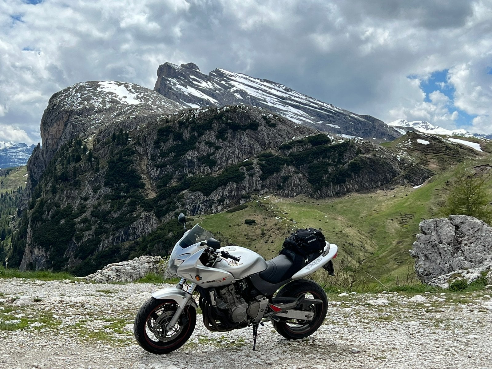Honda CB600S Hornet - goed onderhouden | nieuw zadel, Motoren, Motoren | Honda, 4 cilinders, Motorrijbewijs A, Gebruikt, Particulier