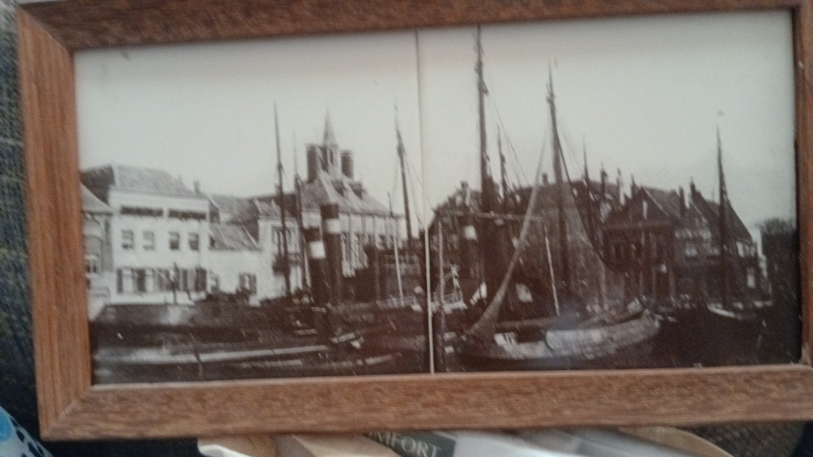 Bijna gratis Maassluis, Huis en Inrichting, Woonaccessoires | Schilderijen, Tekeningen en Foto's, Ophalen, Zo goed als nieuw, Minder dan 50 cm