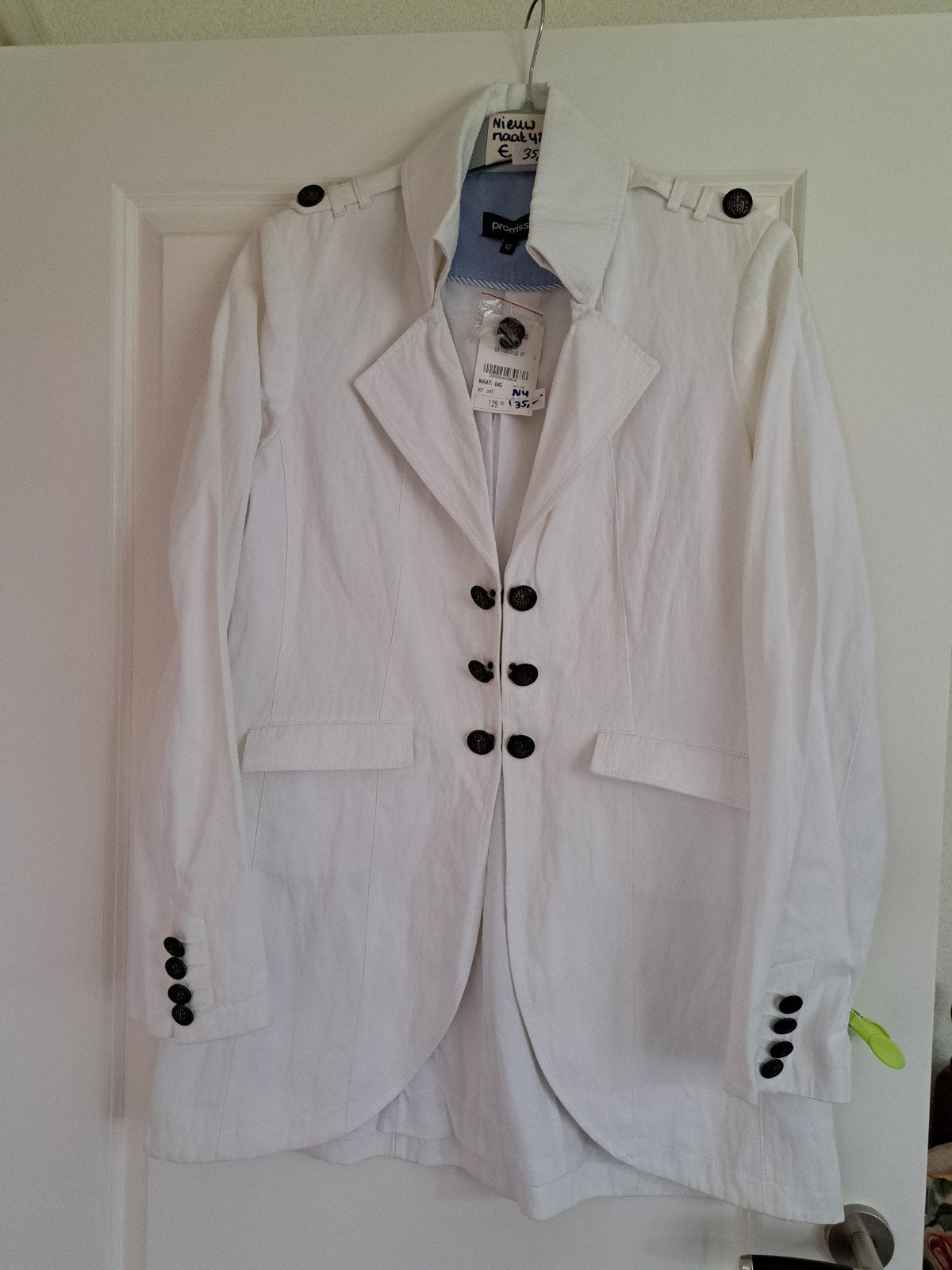 DAMES JASJE MAAT 42 NIEUW NIEUWPRIJS 129.95 EURO, Ophalen of Verzenden, Nieuw, Maat 42/44 (L), Wit