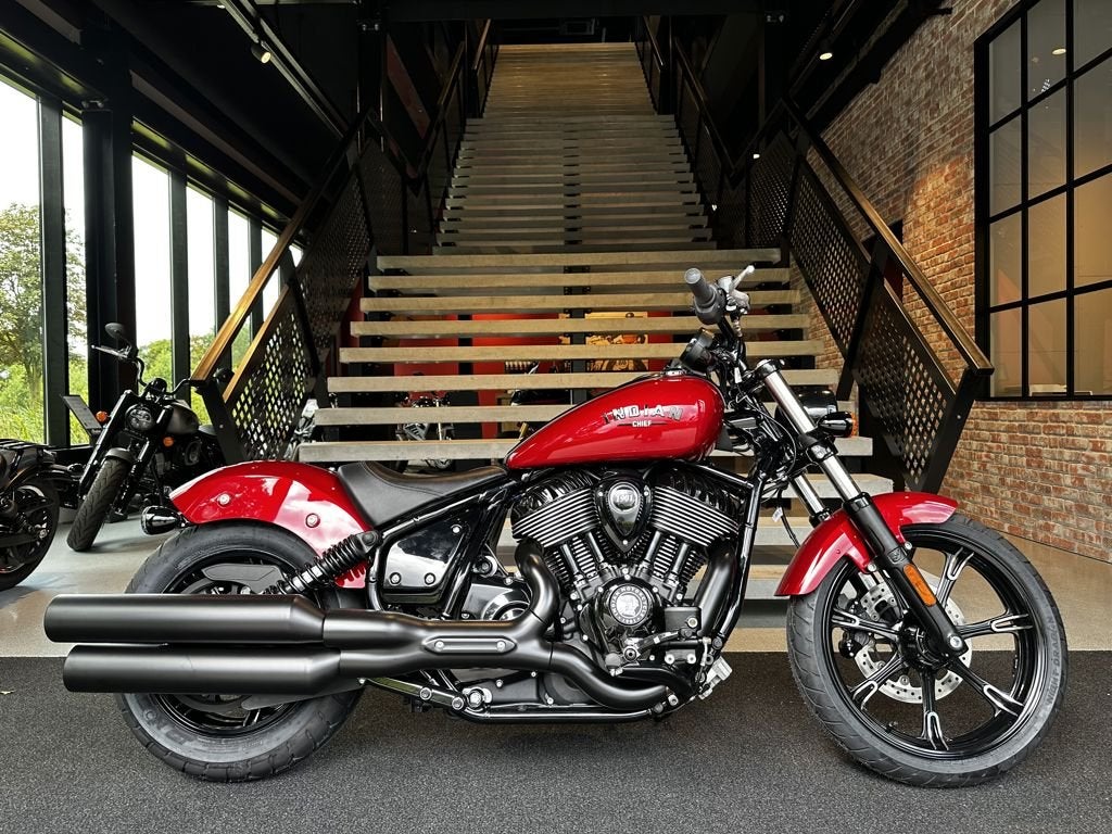 Indian Motorcycle Chief Dark Horse - Sunset Red Metallic, Motoren, Indian Motorcycle, 1890 cc, Chopper, Bedrijf