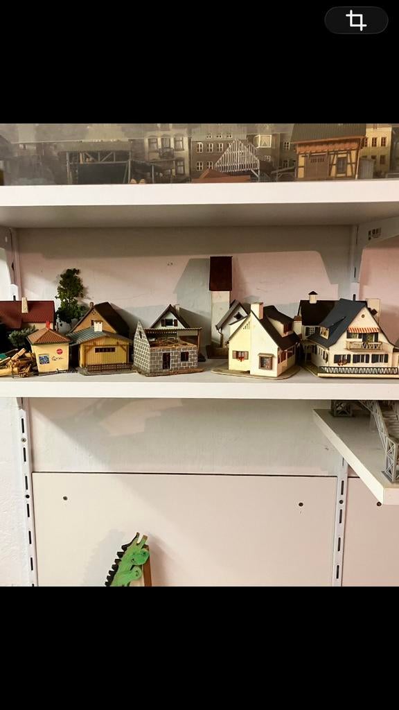 Groot aanbod diverse modeltreinen en toebehoren! Deel 1, Gelijkstroom of Wisselstroom, Brug, Tunnel of Gebouw, Zo goed als nieuw