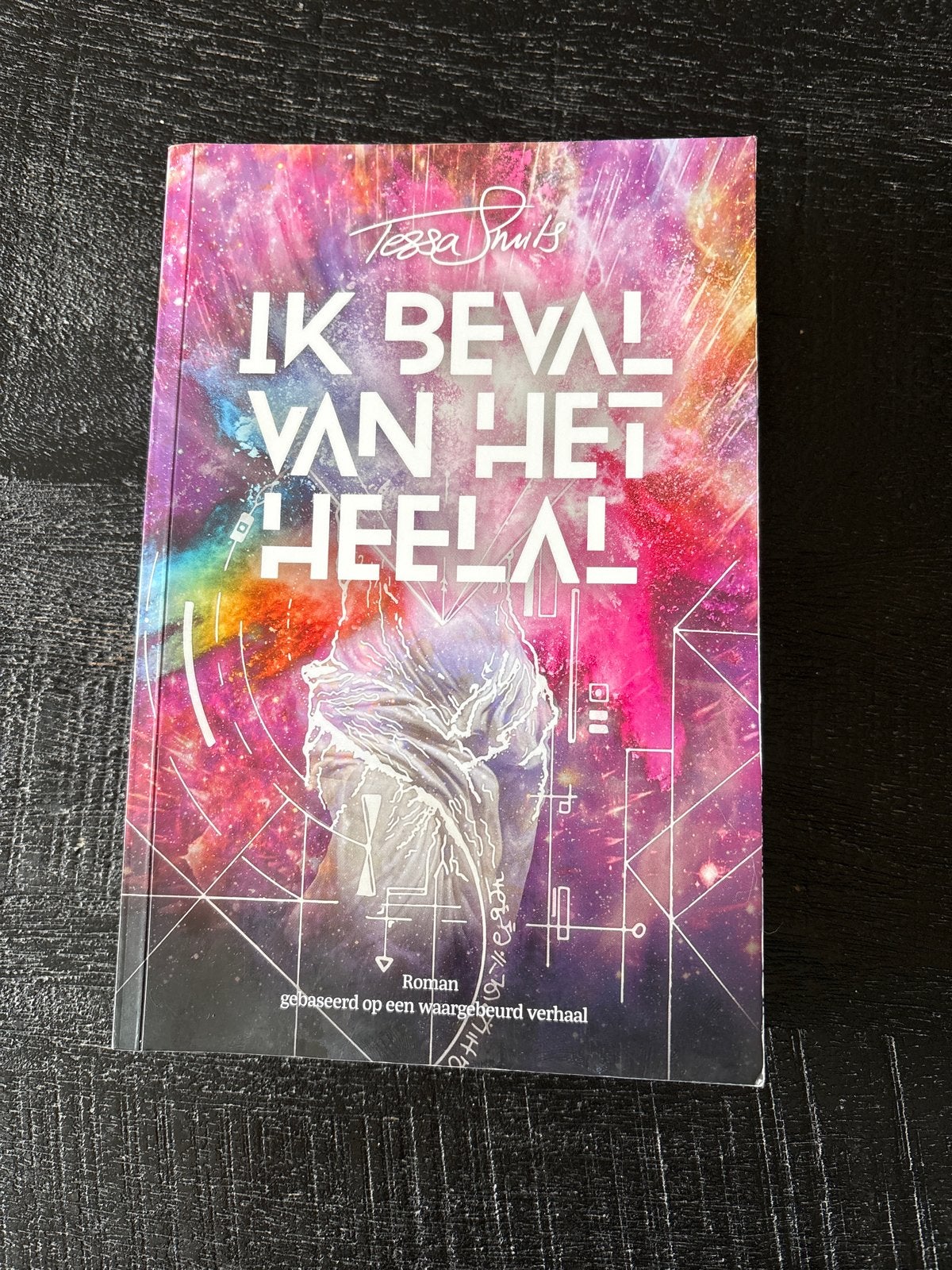 Ik beval van het heelal - Tessa Smits (zo goed als nieuw), Ophalen of Verzenden, Zo goed als nieuw