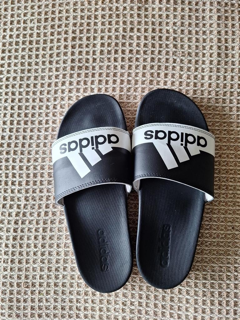 Adidas Adilette comfort slippers mt 39, Ophalen of Verzenden, Zo goed als nieuw, Blauw