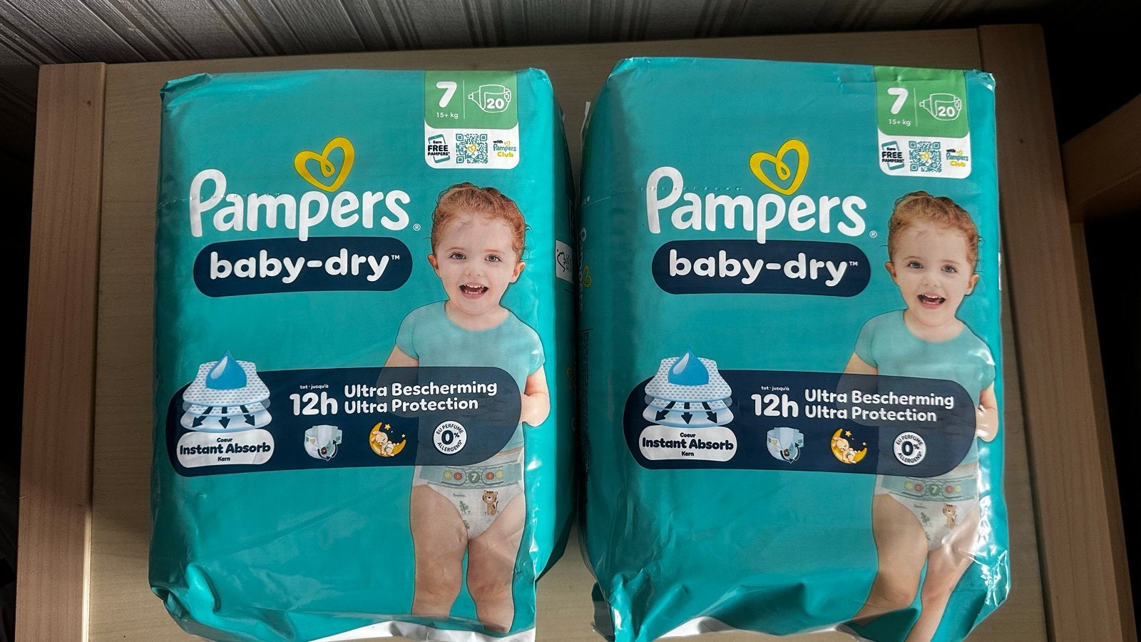 Pampers Baby-Dry Luiers Maat 7 (15+ kg) - 2 pakken, Ophalen of Verzenden, Nieuw