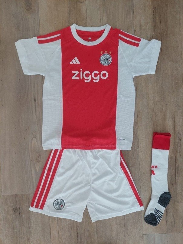 Ajax kids tenue 26/27, Maat XS of kleiner, Ophalen of Verzenden, Nieuw, Set