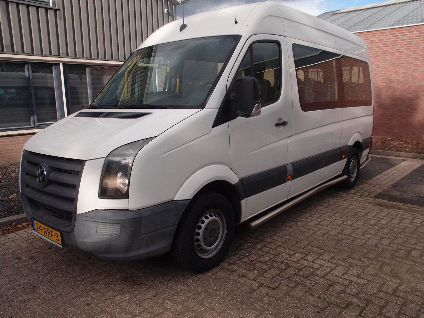 Volkswagen  Crafter 35 2.5 TDI L2H1 9 Pers met Rolstoel lift, Auto's, Electronic Stability Program (ESP), Volkswagen, Wit, Handgeschakeld
