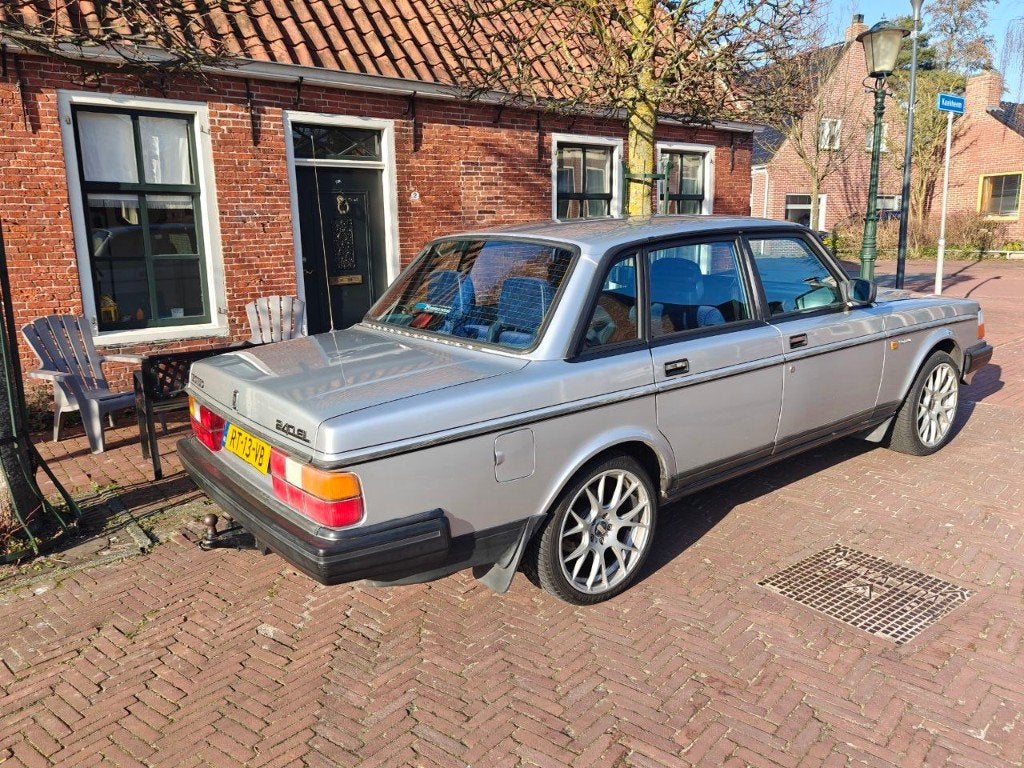 Volvo 240 2.0 1987 Grijs, foto 12