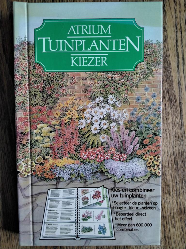 Atrium tuinplantenkiezer, Boeken, Ophalen of Verzenden, Gelezen