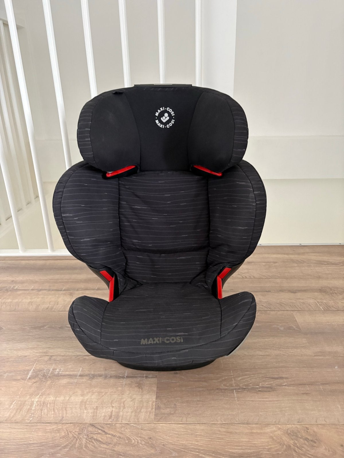 Maxi-Cosi RodiFix AirProtect autostoel - Zwart, Ophalen, Autogordel of Isofix, 15 t/m 36 kg, Verstelbare rugleuning