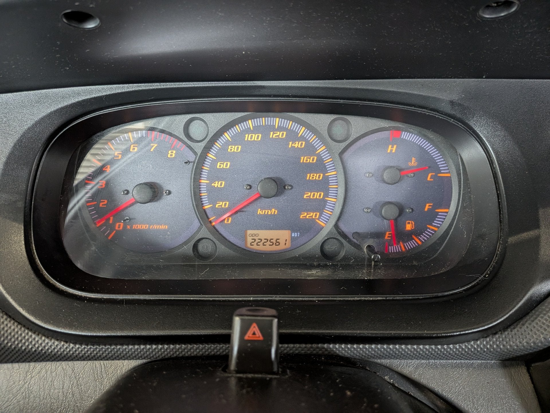 Daihatsu YRV 1.3-16V VTi Trekhaak, Stuurbekrachtiging, foto 10