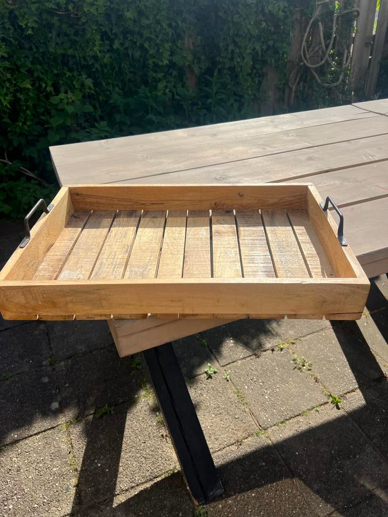 Houten dienblad met metalen handvatten, Ophalen, Gebruikt, Rechthoekig, Hout