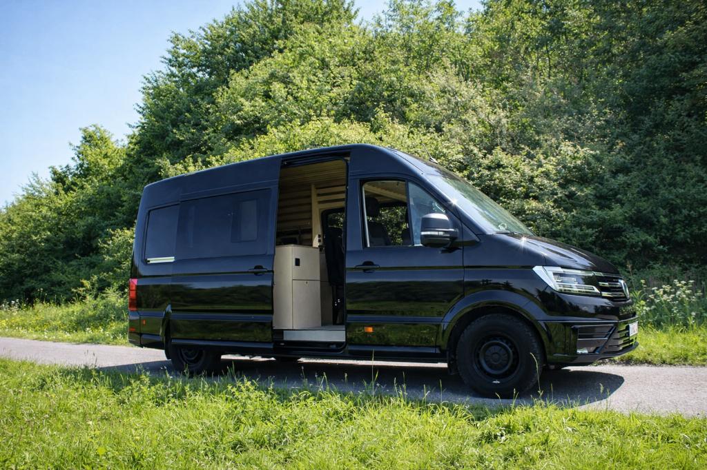 Volkswagen Crafter Off-grid Camper, Caravans en Kamperen, Campers, Automaat, Chemisch toilet, Buscamper of Camperbus, Volkswagen