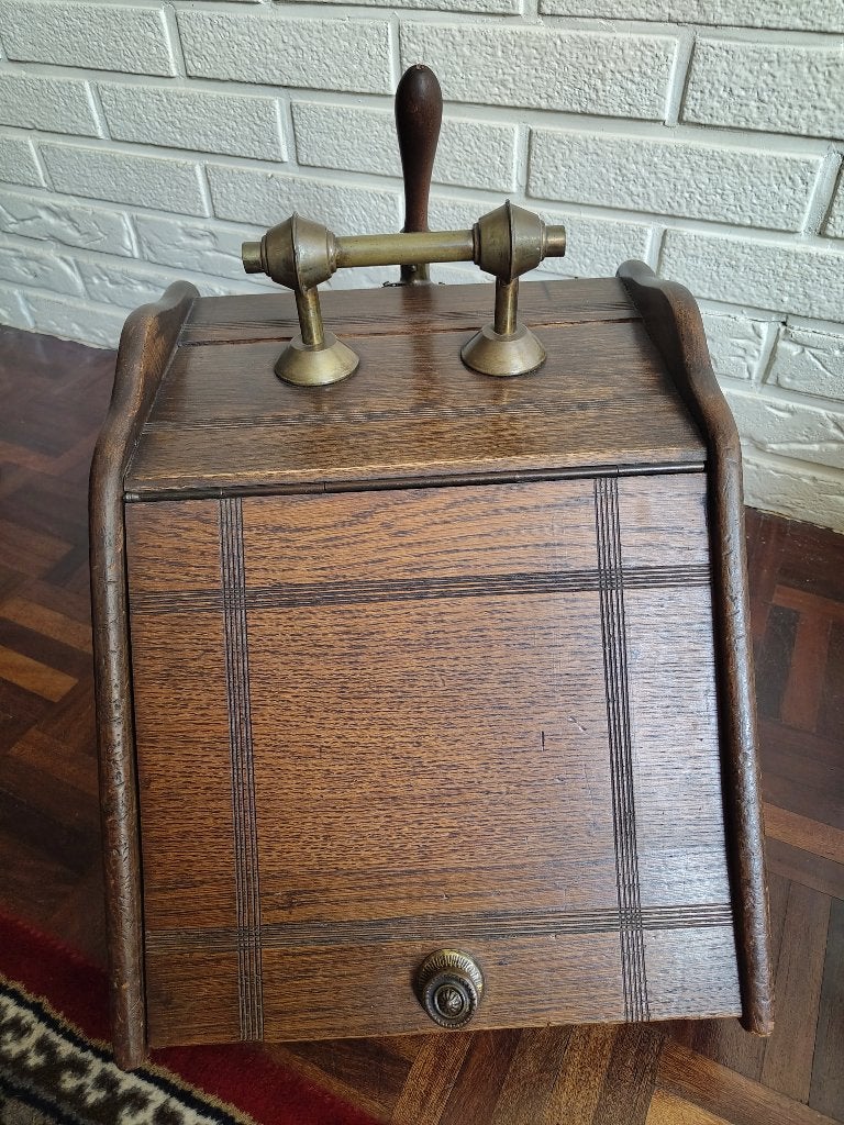 Antieke, stijlvolle houten kolenkit, Ophalen of Verzenden